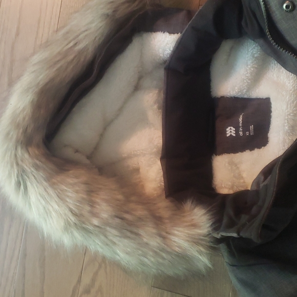 Coat - Picture 3 of 3